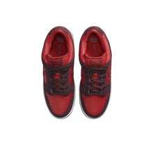 Load image into Gallery viewer, Size M 7 / W 8.5 - Nike Dunk Pro SB Low Fruity Pack - Cherry