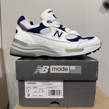 Load image into Gallery viewer, Size 7 - New Balance 992 Made in USA White Navy M992EC