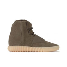 Load image into Gallery viewer, Size 11 - adidas Yeezy Boost 750 Chocolate