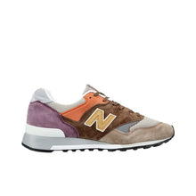 Load image into Gallery viewer, US 9.5 - New Balance 577 Made In UK Desaturated