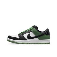 Load image into Gallery viewer, Size 9 - Nike Dunk Pro SB Low Classic Pine Green