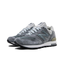 Load image into Gallery viewer, US 10.5 - New Balance 1400 Made IN USA Light Grey M1400SB