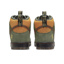 Load image into Gallery viewer, M US 7 / W US 8.5 - Nike Dunk High Pro SB x PassPort