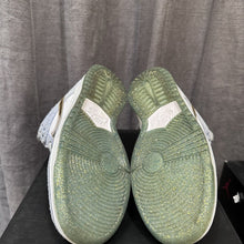 Load image into Gallery viewer, Size 7 - Nike SB Dunk Low Sean Cliver

