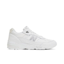 Load image into Gallery viewer, US 9.5  - New Balance 991 Made in England  Triple White M991TW
