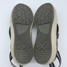 Load image into Gallery viewer, Size 10.5  - Converse One Star Low  74 Tech Collection
