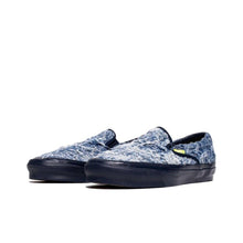 Load image into Gallery viewer, Vans Vault FDMTL Slip-on LX  Distressed Indigo Sashiko
