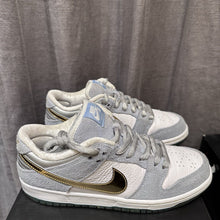 Load image into Gallery viewer, Size 7 - Nike SB Dunk Low Sean Cliver
