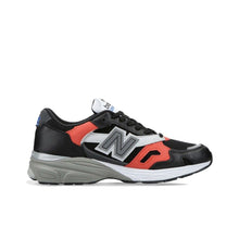 Load image into Gallery viewer, US 9.5 - New Balance 920 Made in England Sport Block Black Red M920SKR
