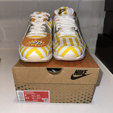 Load image into Gallery viewer, Size 8 - Nike Air Max 90 Fried Chicken
