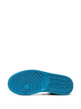 Load image into Gallery viewer, Size 8.5 - Jordan 1 Mid UNC Ice Blue
