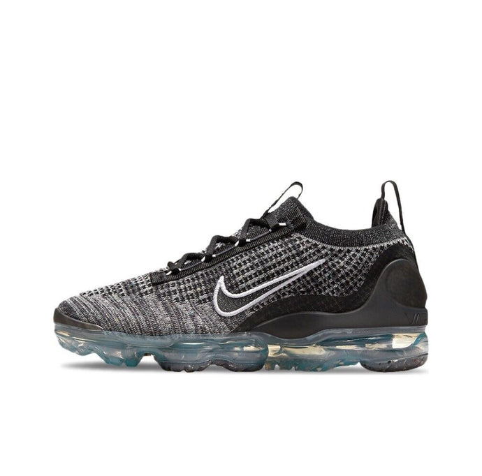 W US10/ M US8.5 - Nike Vapormax Flyknit Black Oreo