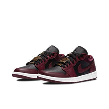 Load image into Gallery viewer, Size 9 - Air Jordan 1 Low Dark Beetroot black
