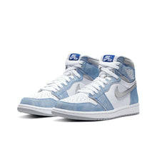 Load image into Gallery viewer, US 10.5 - Air Jordan 1 Retro High OG Hyper Royal university blue unc
