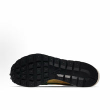 Load image into Gallery viewer, Size 10 - Nike x Sacai Vaporwaffle Tour Yellow Stadium Green
