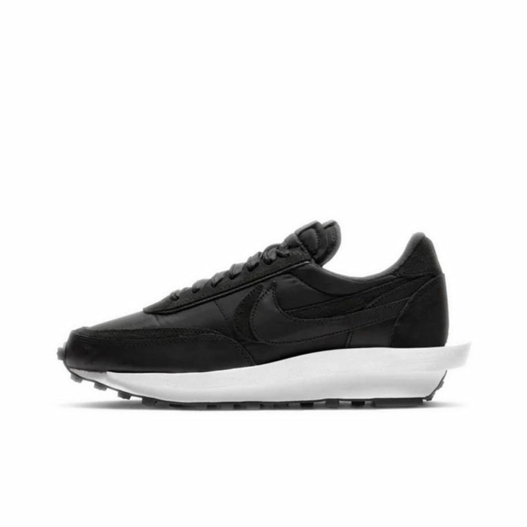 Size M7 /W8.5 - Nike sacai x LDWaffle Black Nylon